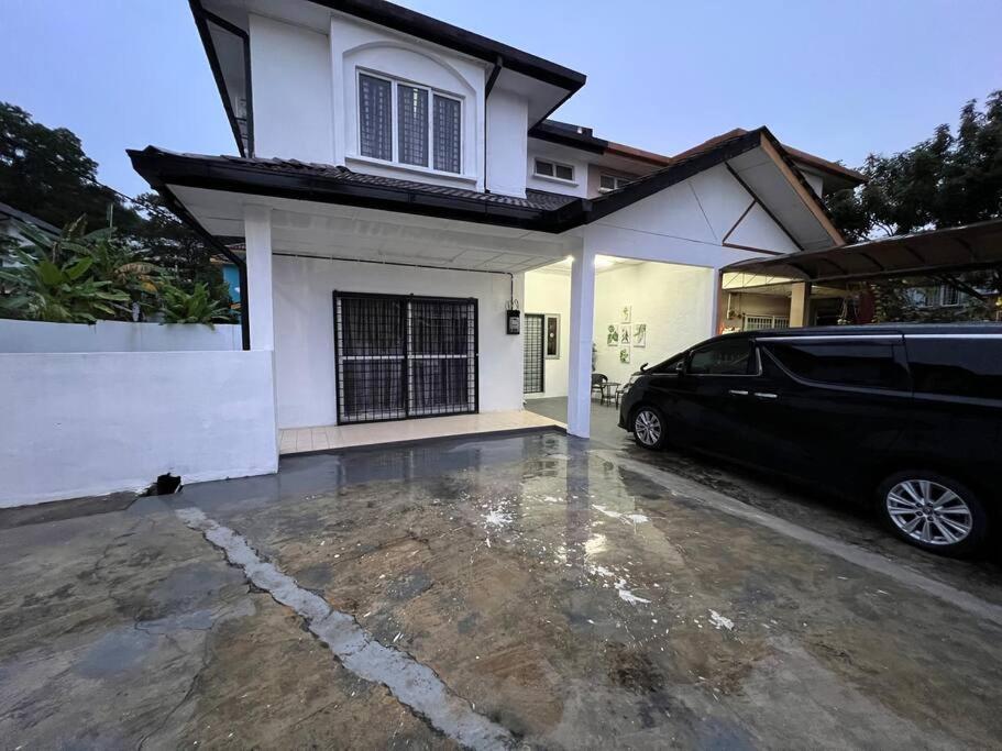 Rumah Melati By Impian Homestay Klia-Salak Tinggi-Nilai Сепанг Экстерьер фото